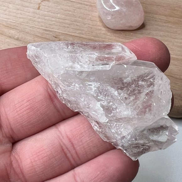 Rose Quartz and Clear Quartz Crystal Bundle - Calming Pocket Crystal Gift Set - Picture 6 of 16